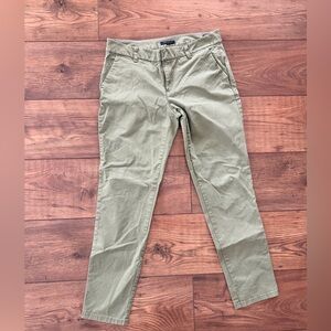 Tommy Hilfiger Women's Olive Cropped Pants